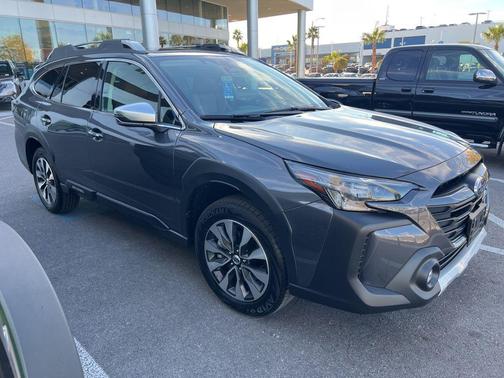 2025 Subaru Outback Touring XT