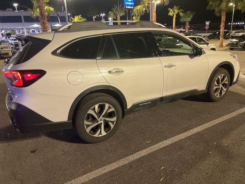 2021 Subaru Outback Touring XT