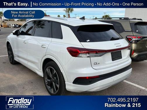 2022 Audi e-tron Premium Plus