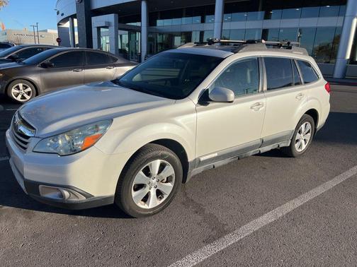2010 Subaru Outback 3.6 R Limited