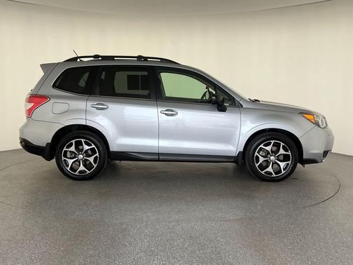 Ice Silver Metallic 2015 Subaru Forester 2.0XT Premium