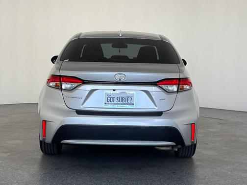 Classic Silver Metallic 2021 Toyota Corolla LE