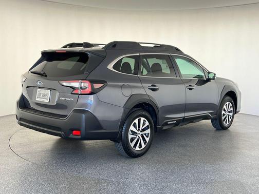 Magnetite Gray Metallic 2025 Subaru Outback Premium
