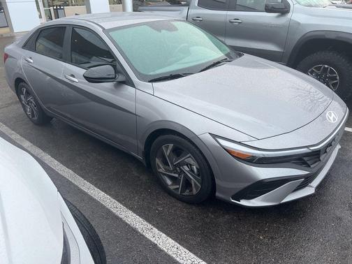 2025 Hyundai ELANTRA Sport