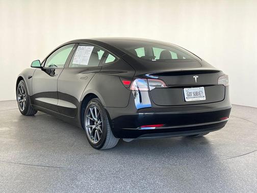 2023 Tesla Model 3 Standard Range