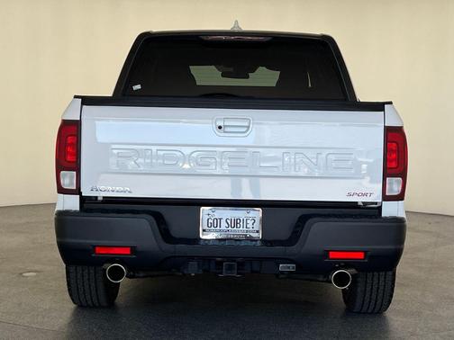 Platinum White Pearl 2025 Honda Ridgeline Sport