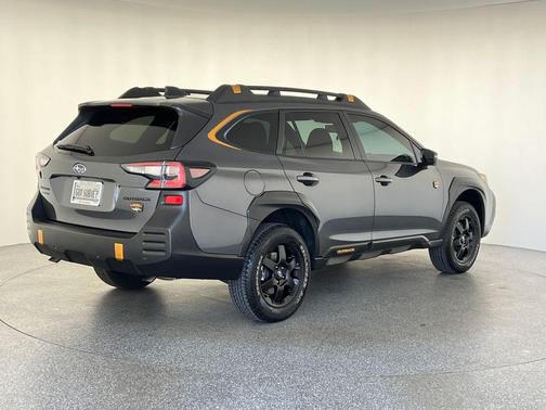 Magnetite Gray Metallic 2024 Subaru Outback Wilderness