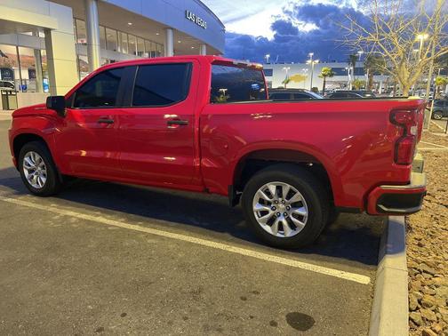 2022 Chevrolet Silverado 1500 Custom