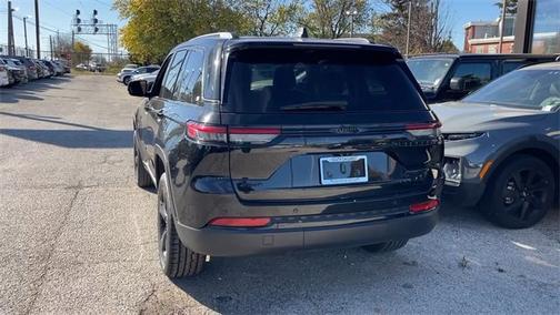 2023 Jeep Grand Cherokee Altitude