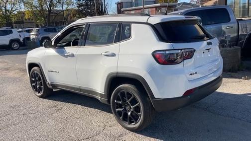 2026 Jeep Compass Latitude Altitude
