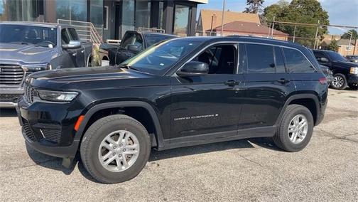 2023 Jeep Grand Cherokee Laredo