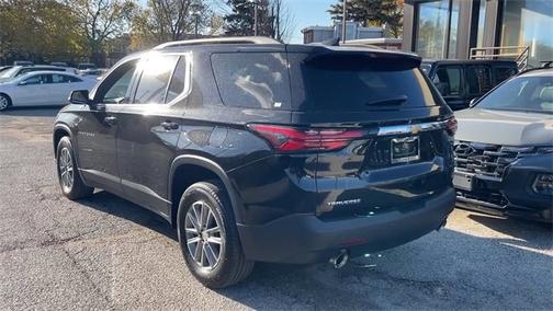 2022 Chevrolet Traverse LT Cloth