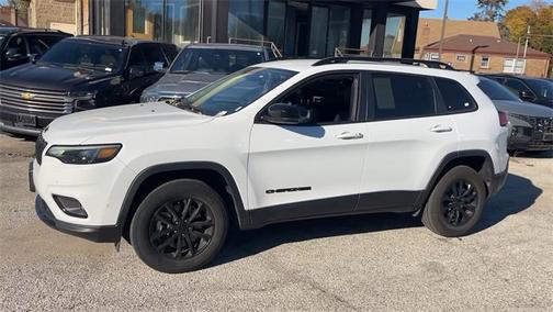 2023 Jeep Cherokee Altitude Lux