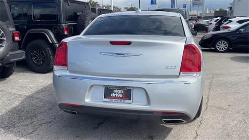 2020 Chrysler 300 Limited