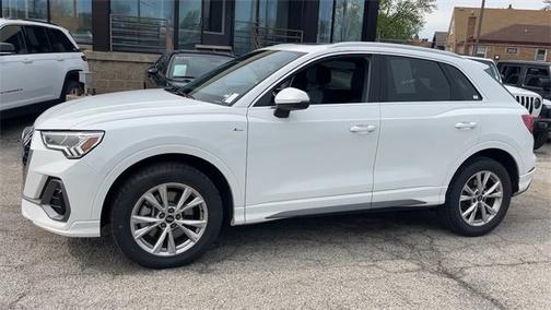 2023 Audi Q3 S line Premium