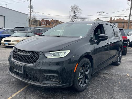 2026 Chrysler Pacifica Limited