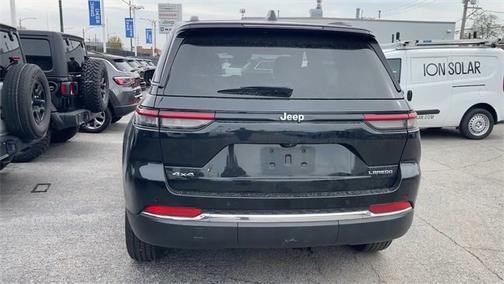 2023 Jeep Grand Cherokee Laredo
