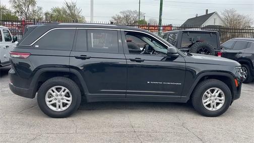 2023 Jeep Grand Cherokee Laredo