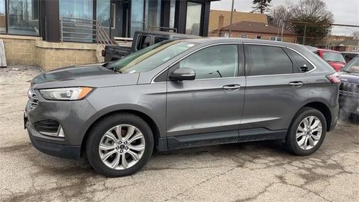 2022 Ford Edge Titanium