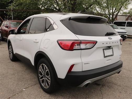 2022 Ford Escape SEL