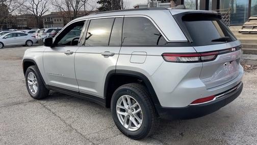 2025 Jeep Grand Cherokee Laredo X