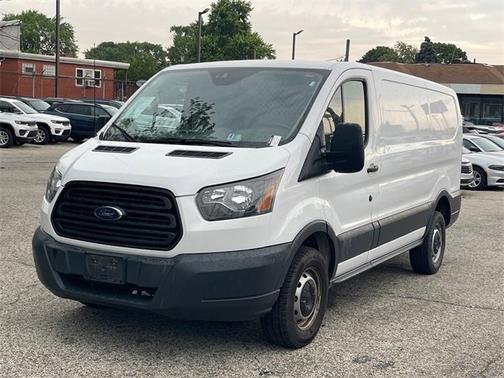 2017 Ford Transit-250 Base