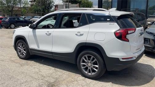 2024 GMC Terrain SLT