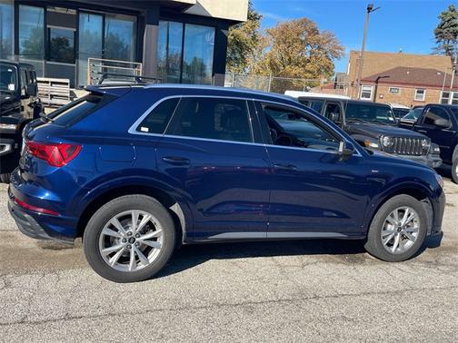 2023 Audi Q3 S line Premium