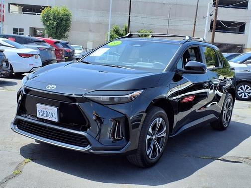 2024 Toyota bZ4X XLE