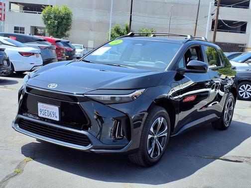 2024 Toyota bZ4X XLE