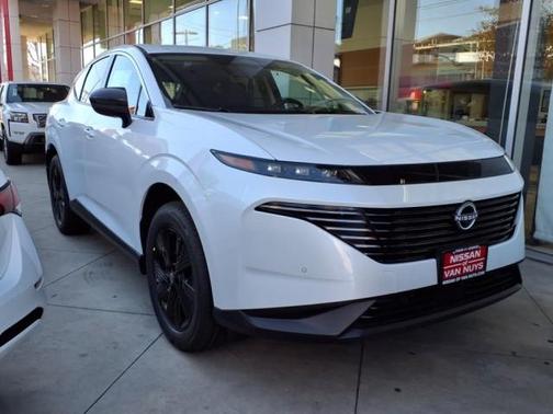 2025 Nissan Murano SV