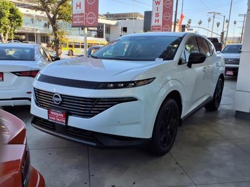2025 Nissan Murano SV