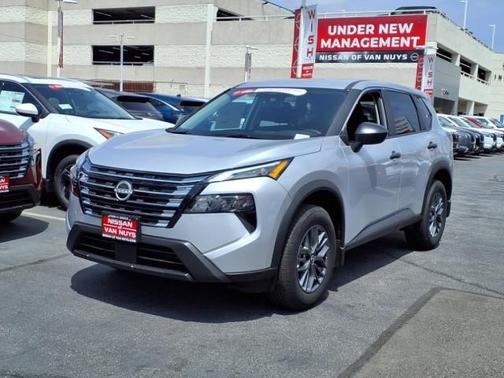2025 Nissan Rogue S