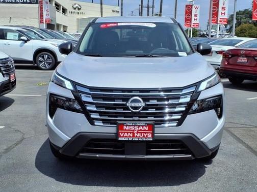 2025 Nissan Rogue S