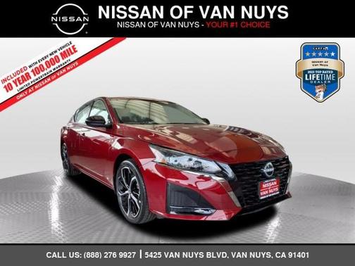 2025 Nissan Altima SR