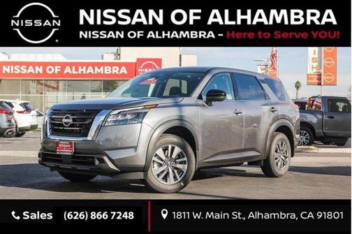2025 Nissan Pathfinder S
