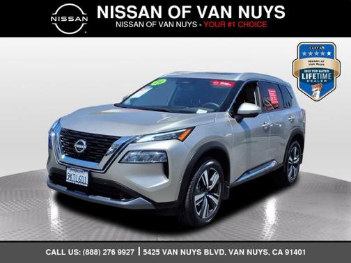 2023 Nissan Rogue SL