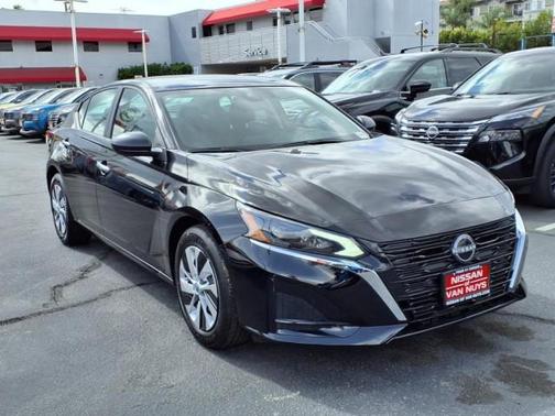 2025 Nissan Altima S