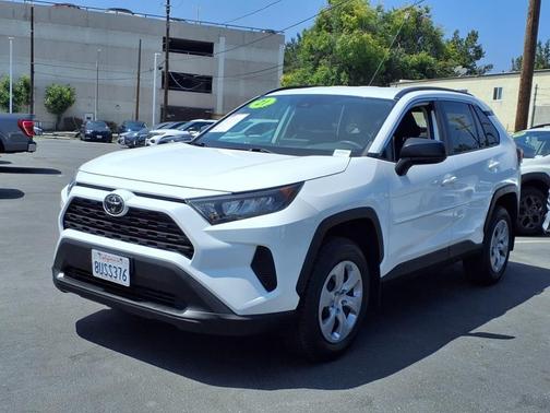 2021 Toyota RAV4 LE