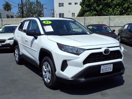 2021 Toyota RAV4 LE