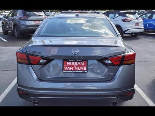 2025 Nissan Altima SV