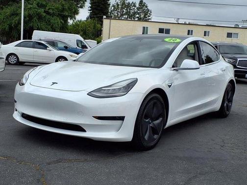 2020 Tesla Model 3 Standard Range Plus