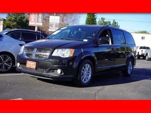 Photo 1 of 19 of 2019 Dodge Grand Caravan SXT