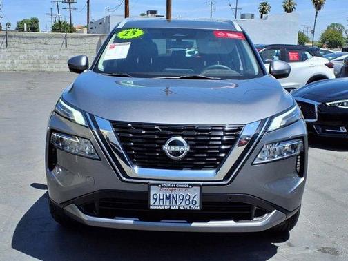 2023 Nissan Rogue SL