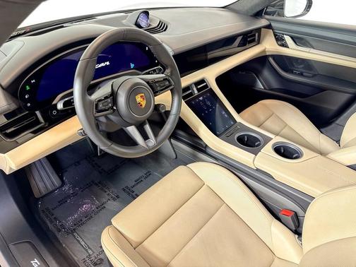 2021 Porsche Taycan Turbo S