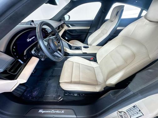 2021 Porsche Taycan Turbo S