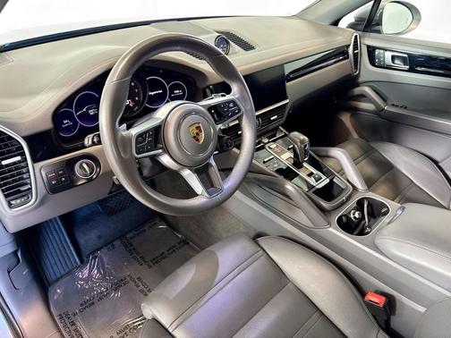 2022 Porsche Cayenne Cayenne E-Hybrid