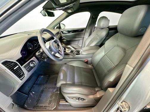 2022 Porsche Cayenne Cayenne E-Hybrid