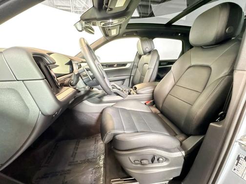 2025 Porsche Cayenne Cayenne