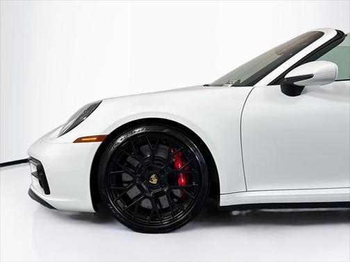 2024 Porsche 911 Carrera GTS